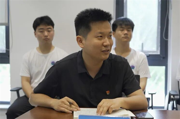 把课堂搬进产业一线!这场宣讲会用匠心筑梦,以实干传薪