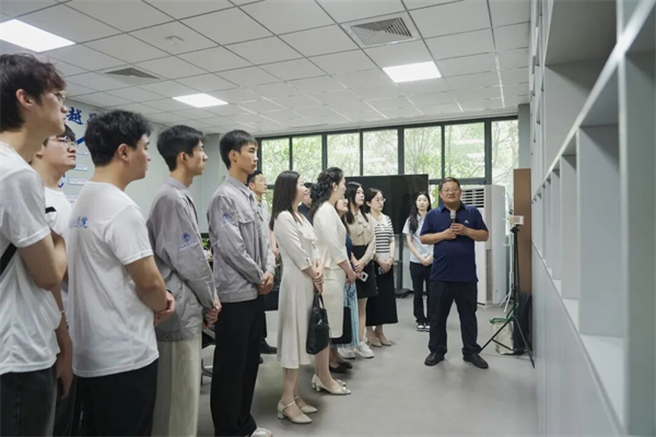 把课堂搬进产业一线!这场宣讲会用匠心筑梦,以实干传薪